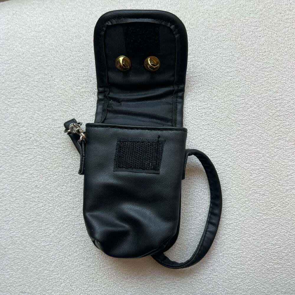 Harley-Davidson Ladies of Harley 2014 Leather Belt Pouch with Wrist Strap - Picture 3 of 6